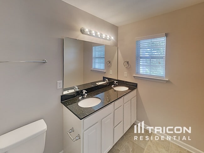 Building Photo - 1576 Rabon Farms Ln
