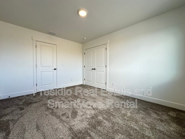 Building Photo - 719 N 160 E - 1