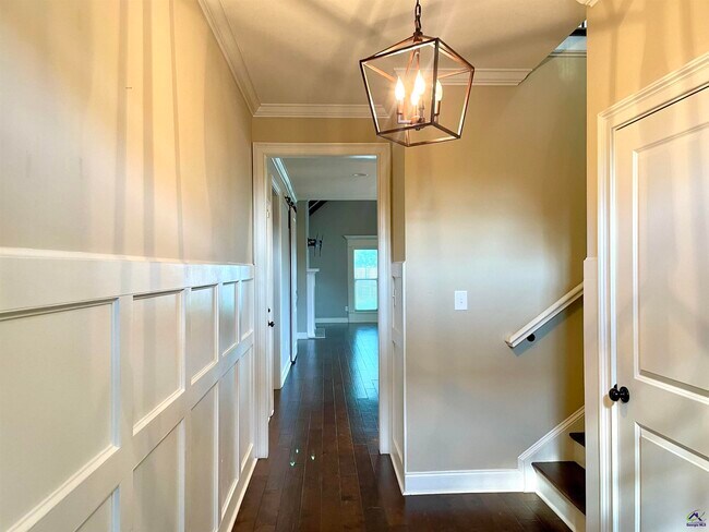 Building Photo - 104 Kloe Ct