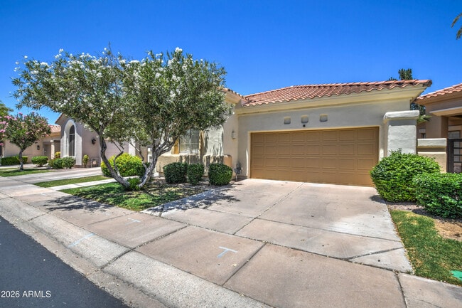 Building Photo - 7910 E Cholla St