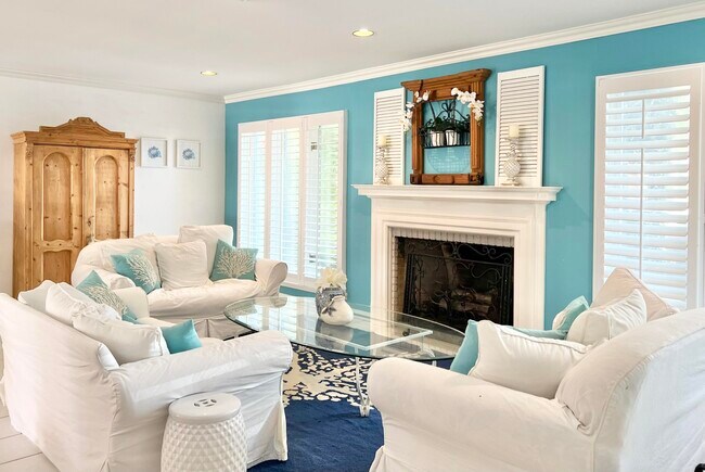 Building Photo - 1014 Lewis Cove