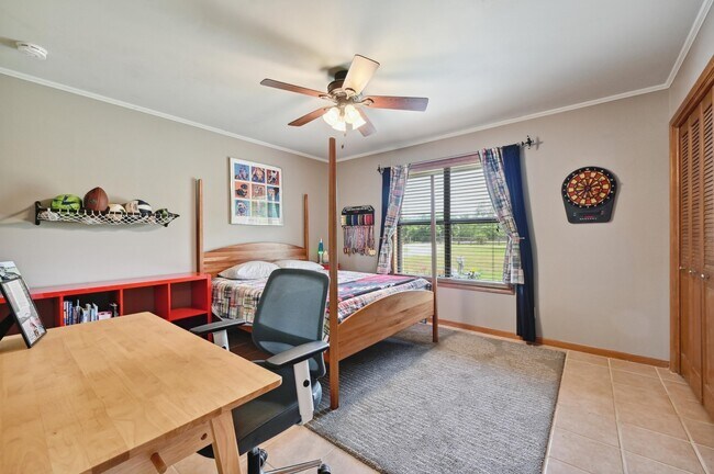 Building Photo - 9209 Rock Way Dr