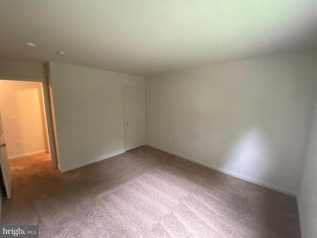 Building Photo - 10910 Coreys Way