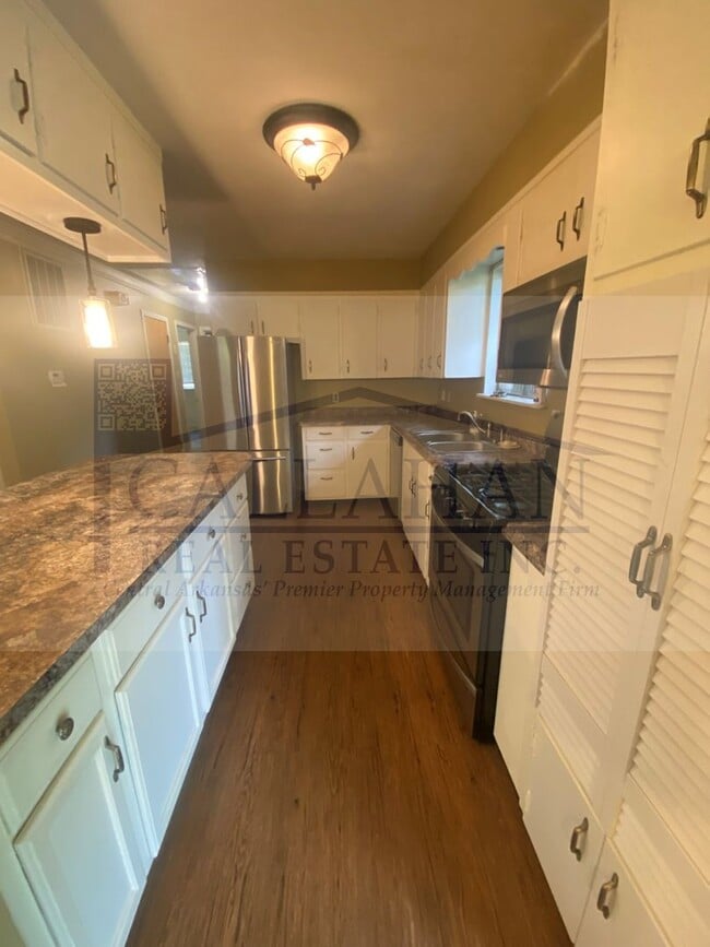 Building Photo - NLR 3 Bedroom Home