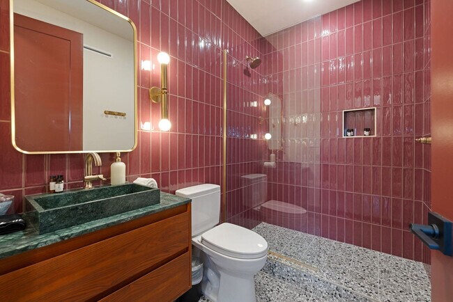 Building Photo - 1117 3rd Ave S