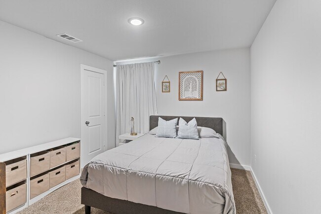 Building Photo - 7710 Purple Vitex Rd