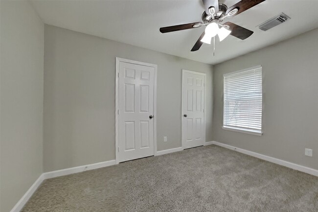 Building Photo - 14822 Carolina Falls Ln