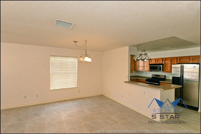 Building Photo - 648 Wind River Ave