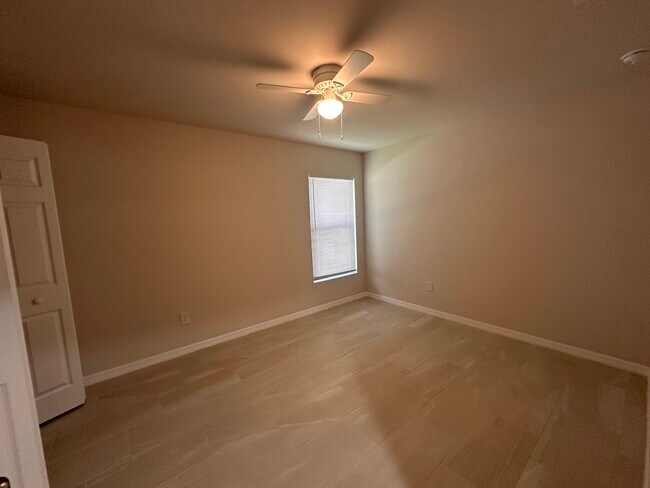 Building Photo - 2106 Andalusia Blvd