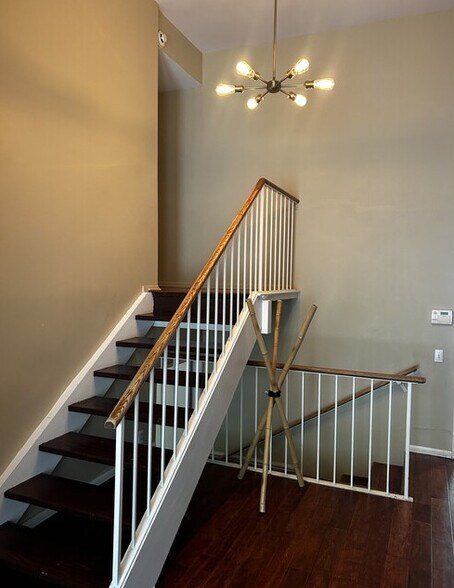 Stairway to bedroom - 17218 Escalon Dr