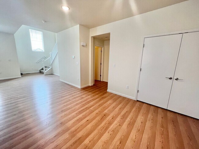 Building Photo - STUNNING 3 bed 2.5 bath new build home in Fort Collins!