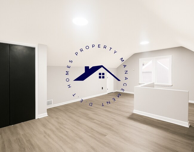 Building Photo - 11081 Lakepointe St