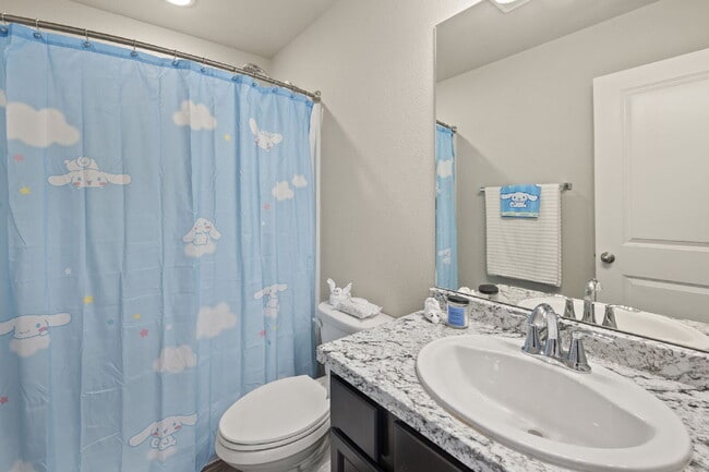 Building Photo - Beautiful 2 story home with 3 bedrooms in desirable Lorson Ranch Community.