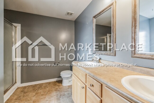 Building Photo - 15820 Flat Rock Ct NW