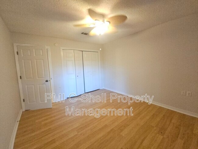 Building Photo - 3012 Brigantine Dr