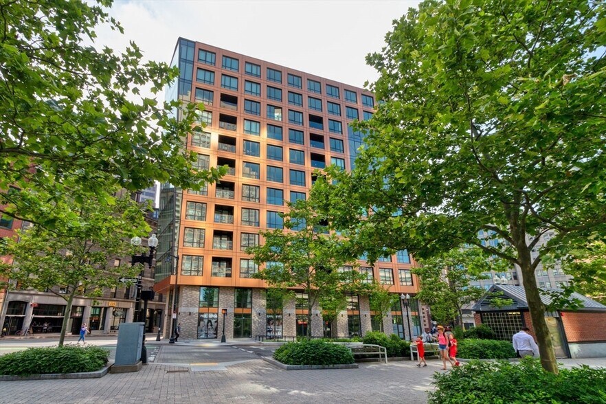 Building Photo - 110 Broad St