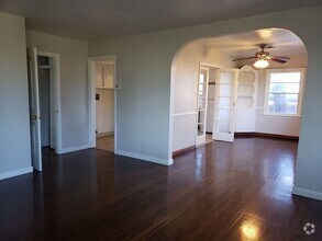 Building Photo - Charming Lemon Grove home!
