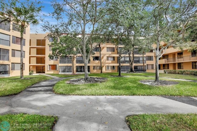 Building Photo - 8592 W Sunrise Blvd