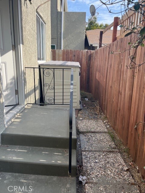 Building Photo - 5496 Lime Ave