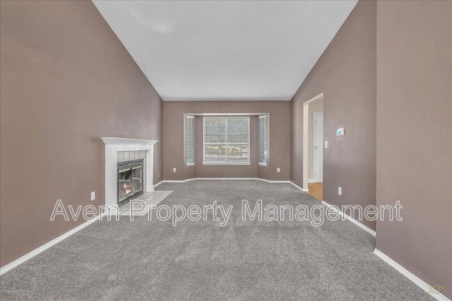 Building Photo - 14995 SW Daphne Ct