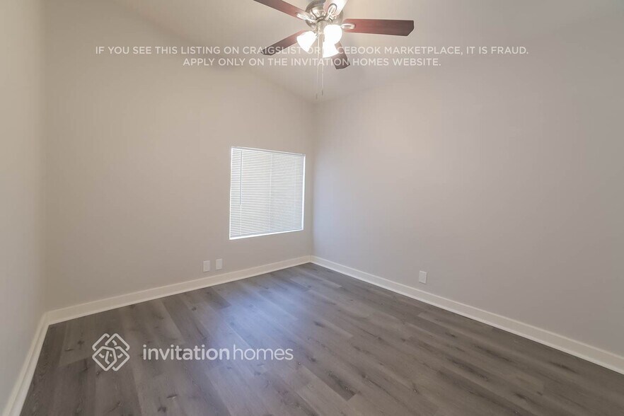 Building Photo - 14250 N 50th Ln