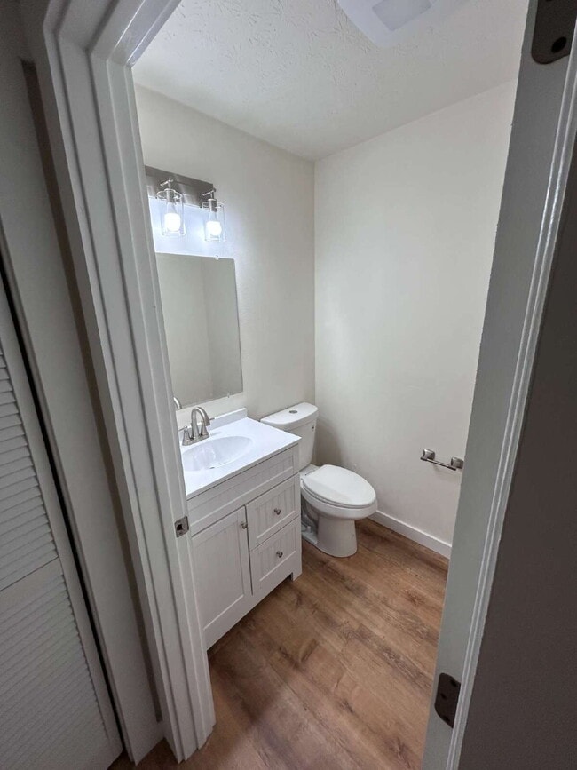 Building Photo - Available Now! 3bd/1.5ba for rent in Kapaau