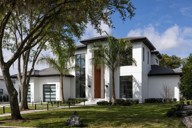 Building Photo - 1221 Richmond Rd