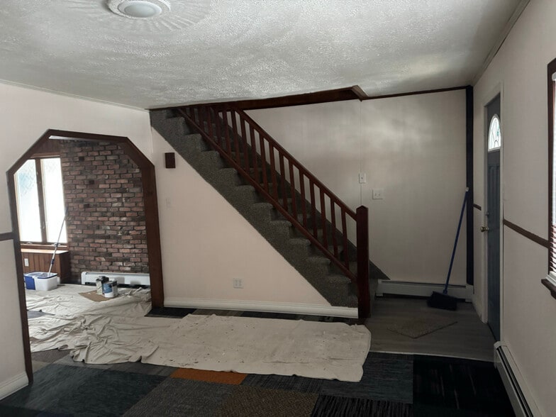 Building Photo - 78 Rear Belmont St