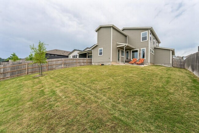 Building Photo - 9800 Evening Canopy Dr