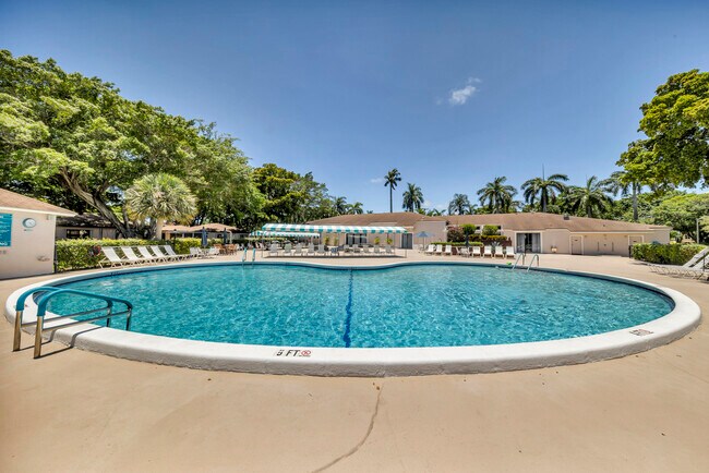 Building Photo - 14623 Bonaire Blvd