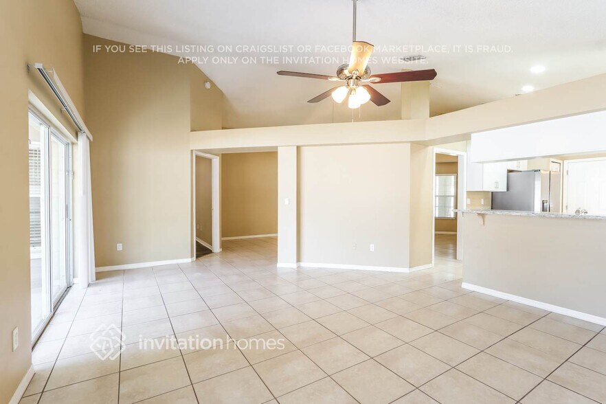Building Photo - 24515 Crosscut Rd