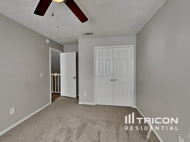 Building Photo - 1534 High Pointe Ln