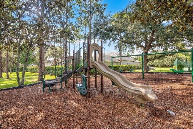 Building Photo - 10842 Woodchase Cir