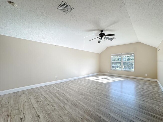 Building Photo - 9551 Bennington Chase Dr