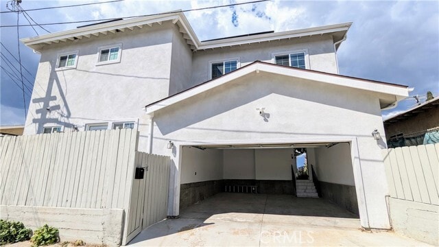 Building Photo - 1826 Front St