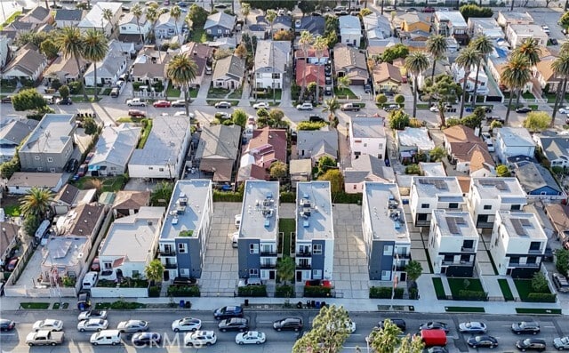 Building Photo - 2725 S La Brea Ave