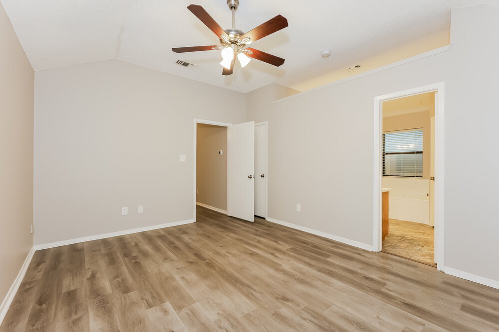 Building Photo - 508 Pleasant Valley Dr