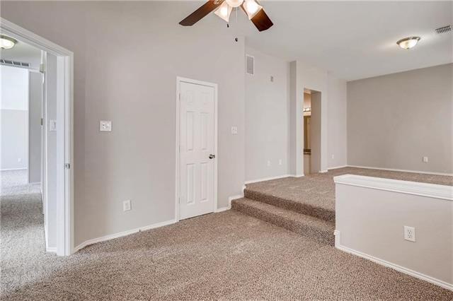 Building Photo - 2425 Ravenhurst Dr