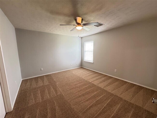 Building Photo - 1402 Grand Prince Ln