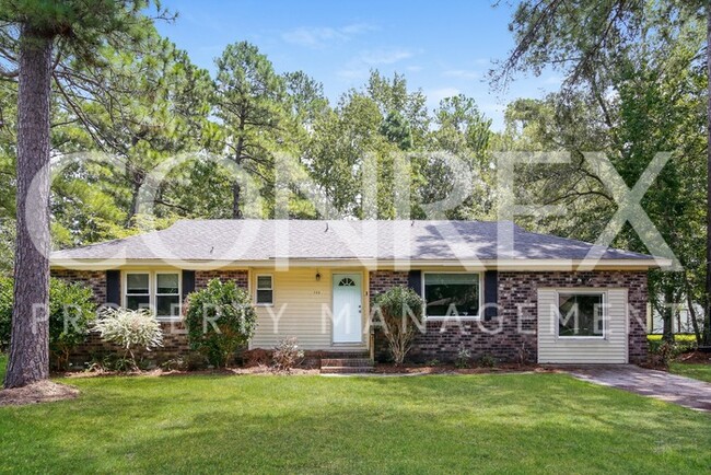 Primary Photo - Beautiful Home in Summerville!