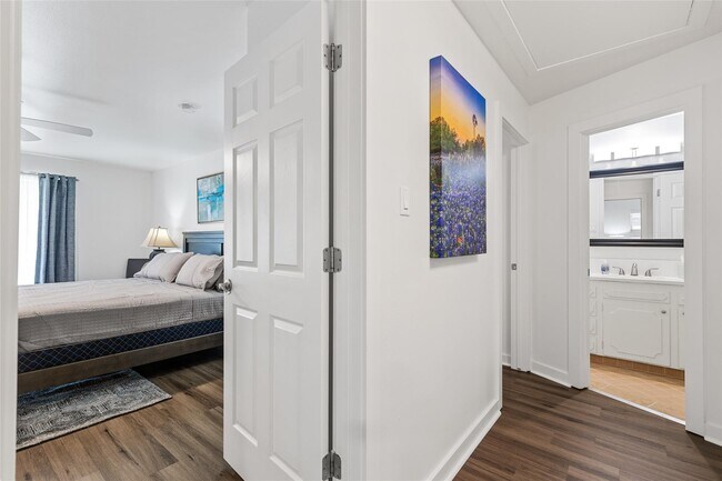 Building Photo - 3545 Northwest Pkwy