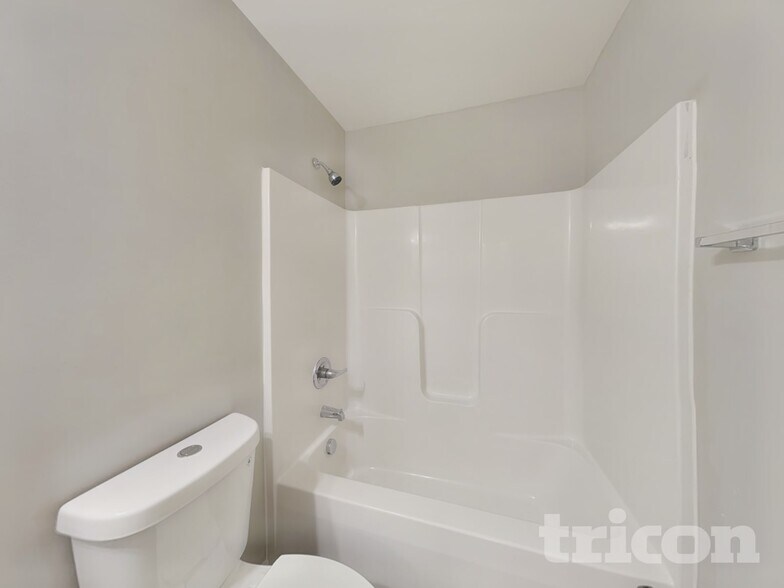 Building Photo - 147 Cattail Ln