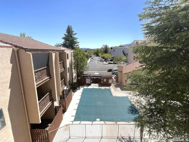 Building Photo - 2750 Plumas St