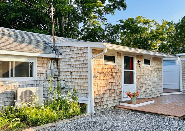 Building Photo - 6-5 5th St