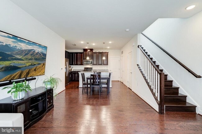 Building Photo - 13389 Launders St