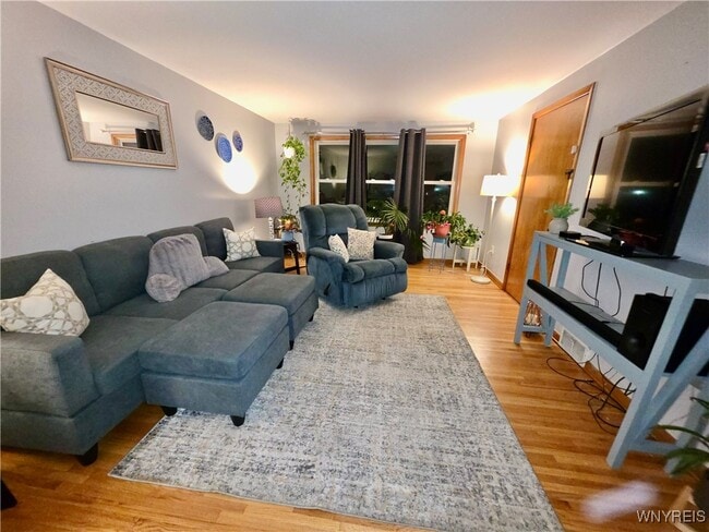 Building Photo - 47 Tussing Ln