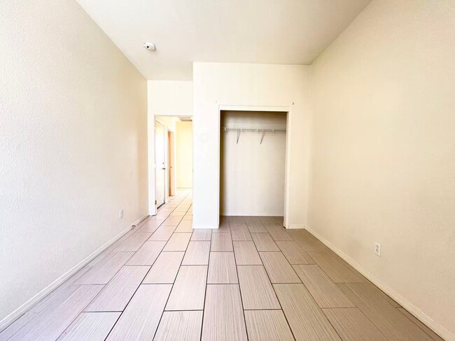 Building Photo - Charming single-story home