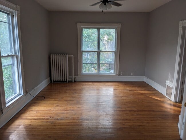 Building Photo - 2317 Harriet Avenue