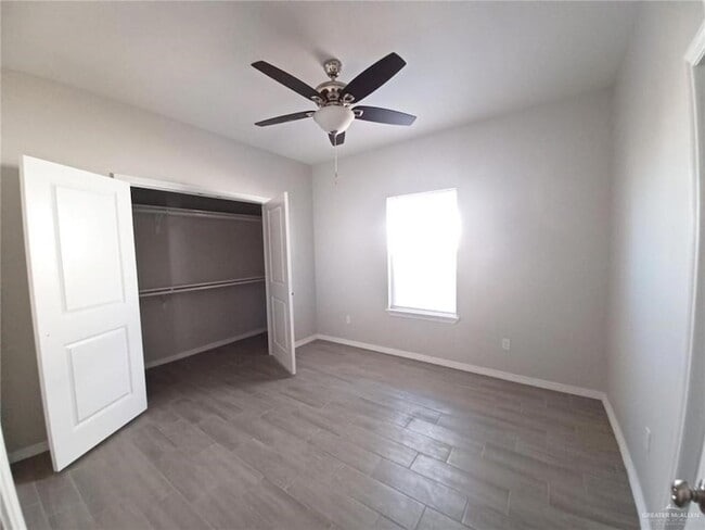 Building Photo - 1630 Playa Dr