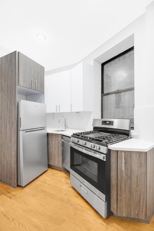 Primary Photo - 414 W 49th St